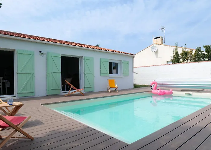 Superbe Maison Renovee Avec Piscine D'olonne - 8 Personnes *